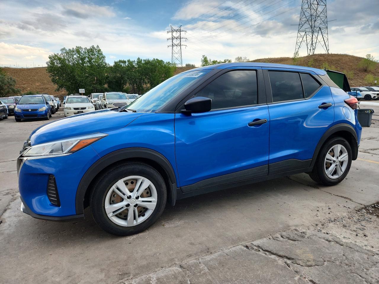 2021 NISSAN KICKS S