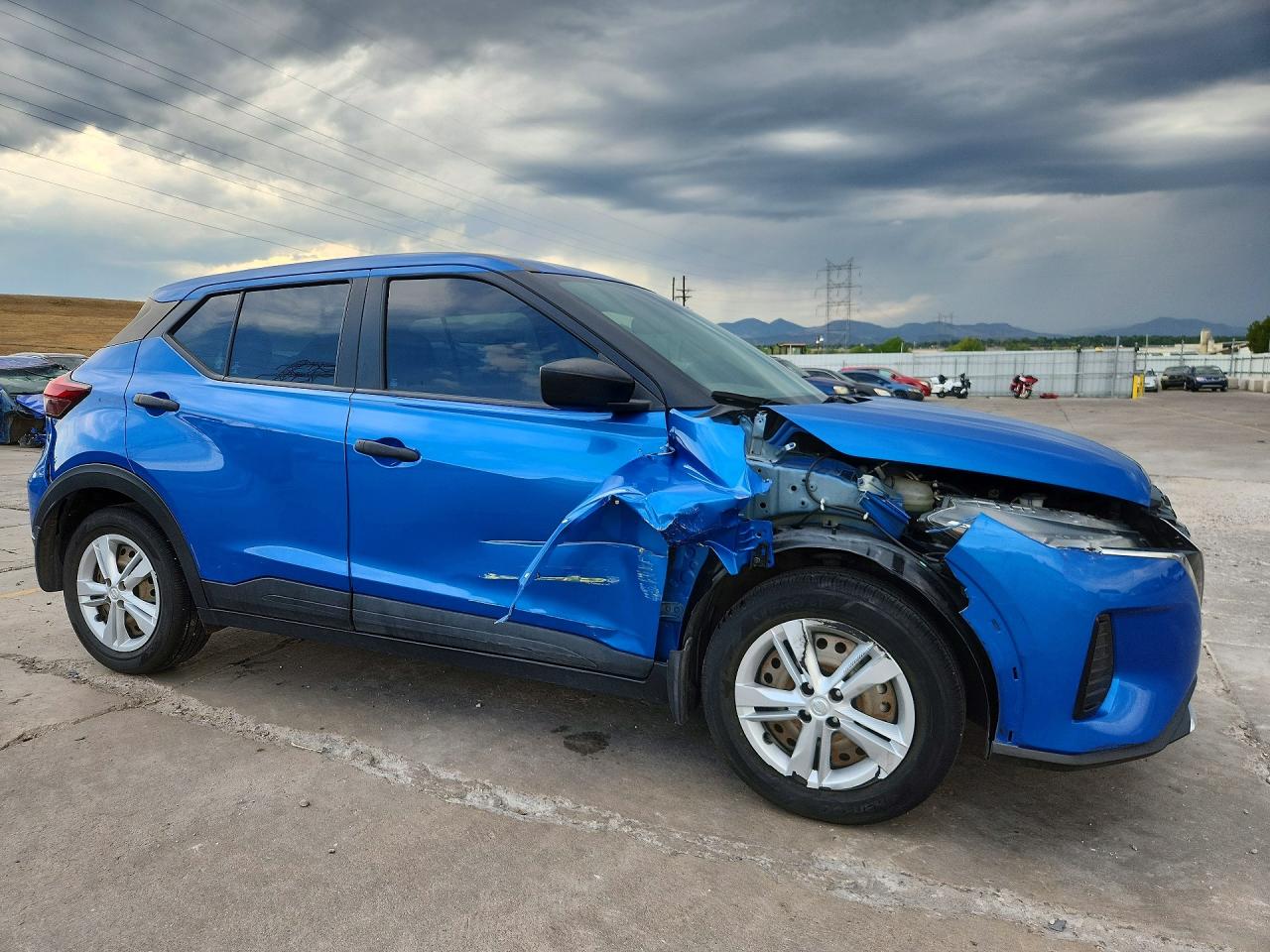 2021 NISSAN KICKS S — снимка 4