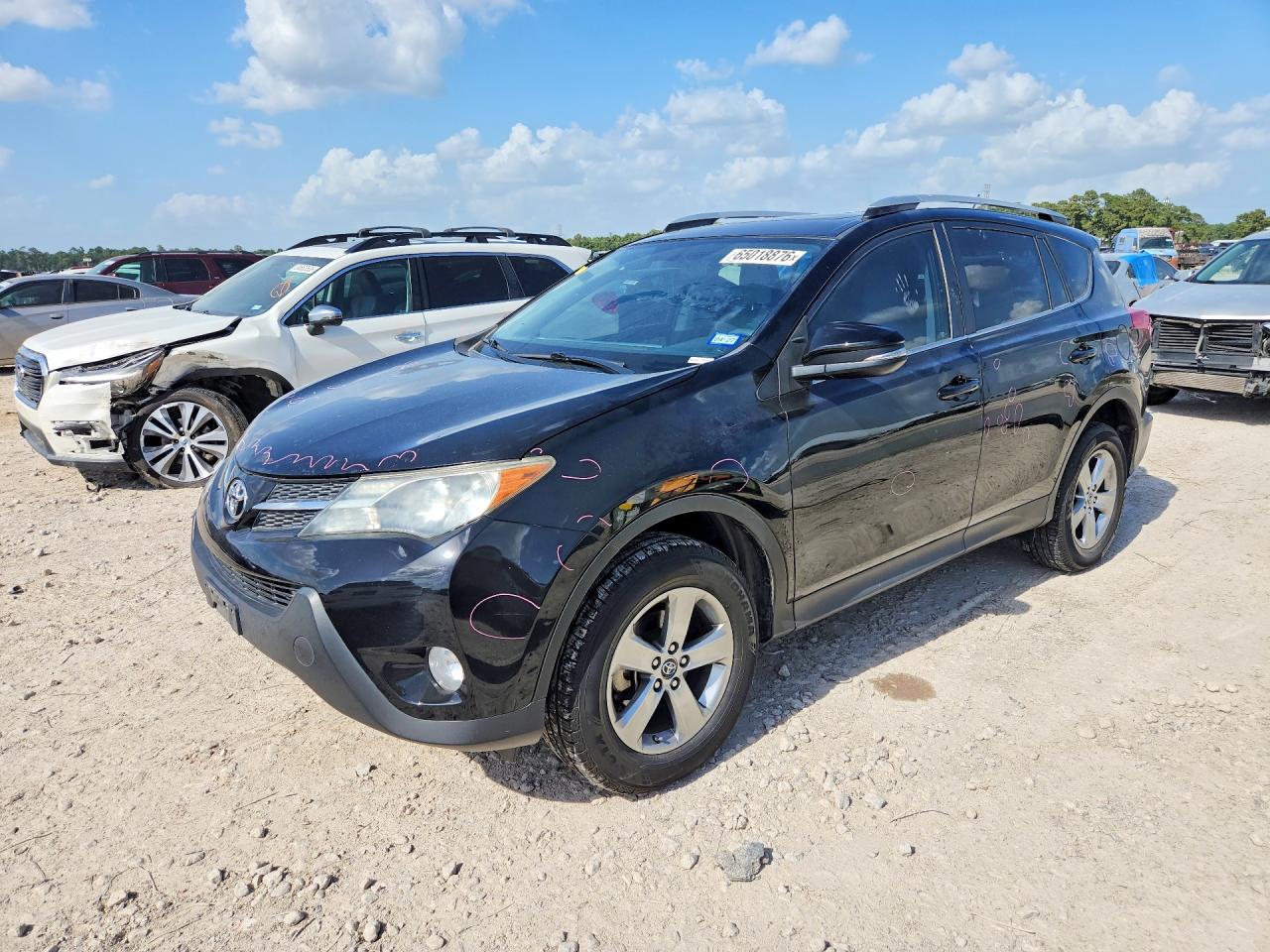 2015 TOYOTA RAV4 XLE