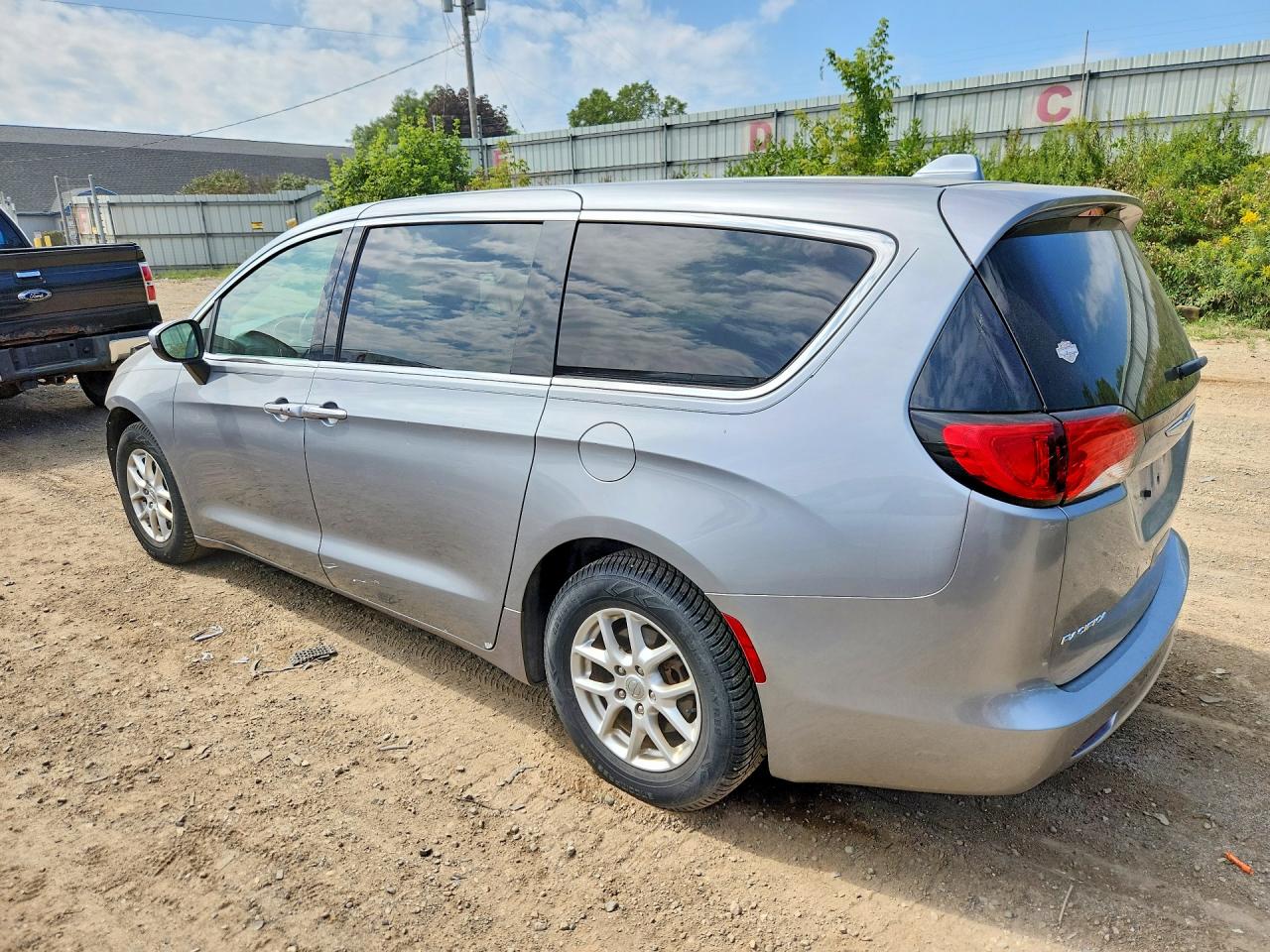 2017 CHRYSLER PACIFICA LX — снимка 2