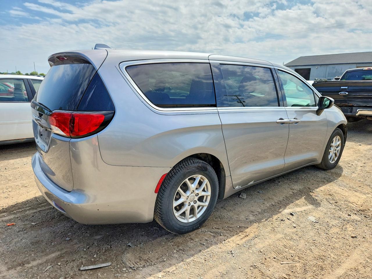2017 CHRYSLER PACIFICA LX — снимка 3