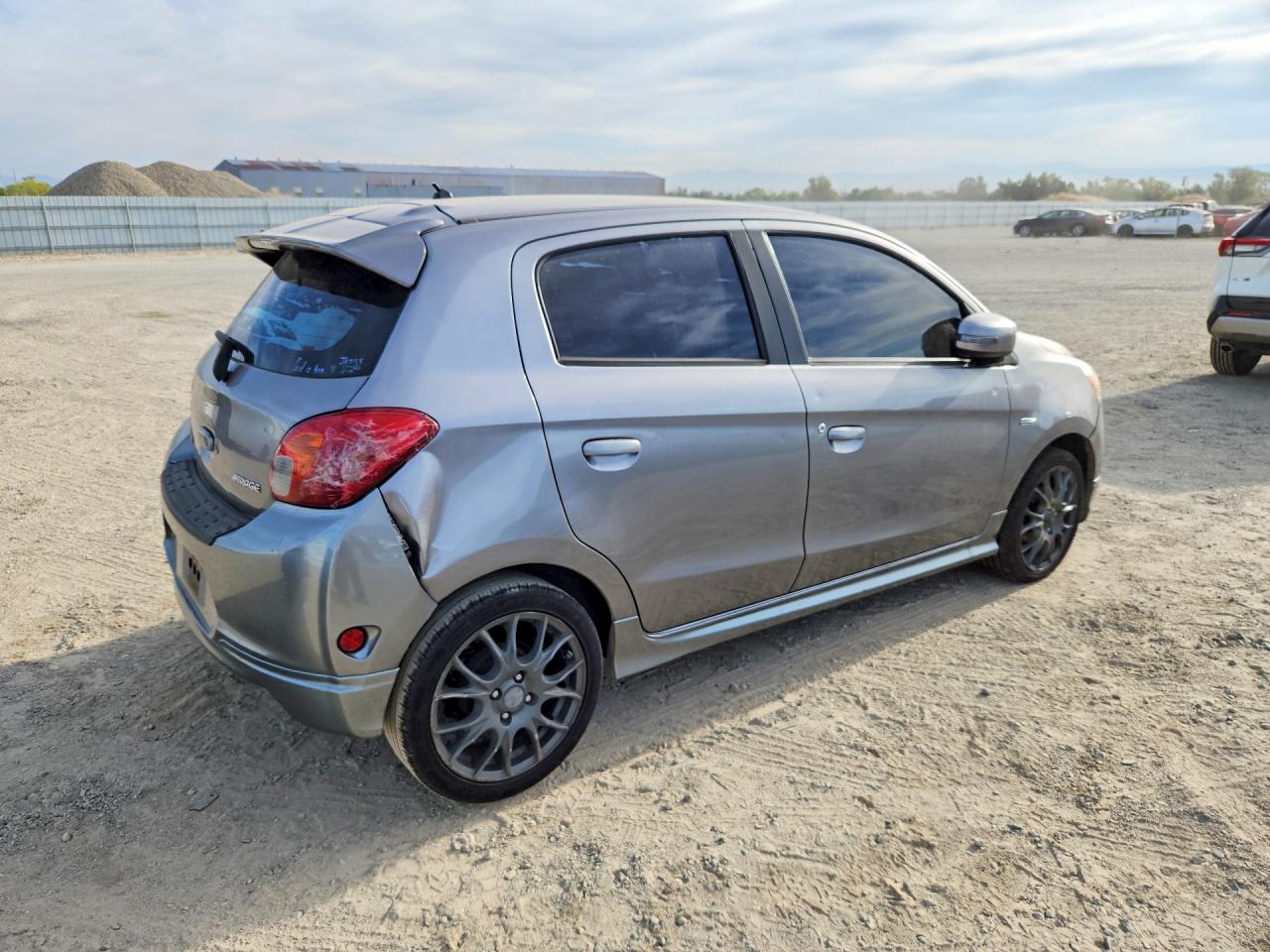 2015 MITSUBISHI MIRAGE ES — снимка 3