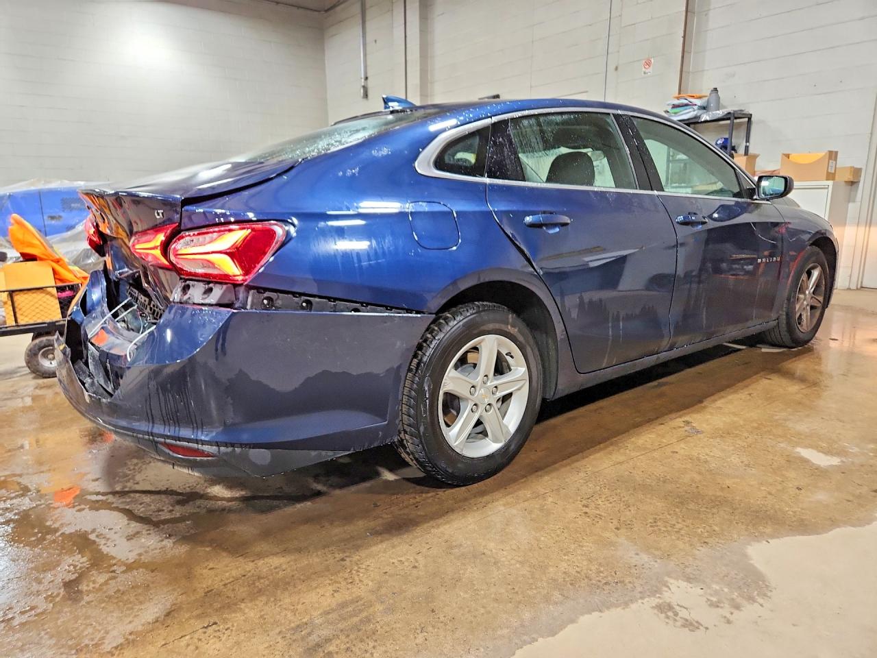 2022 CHEVROLET MALIBU LT — снимка 3