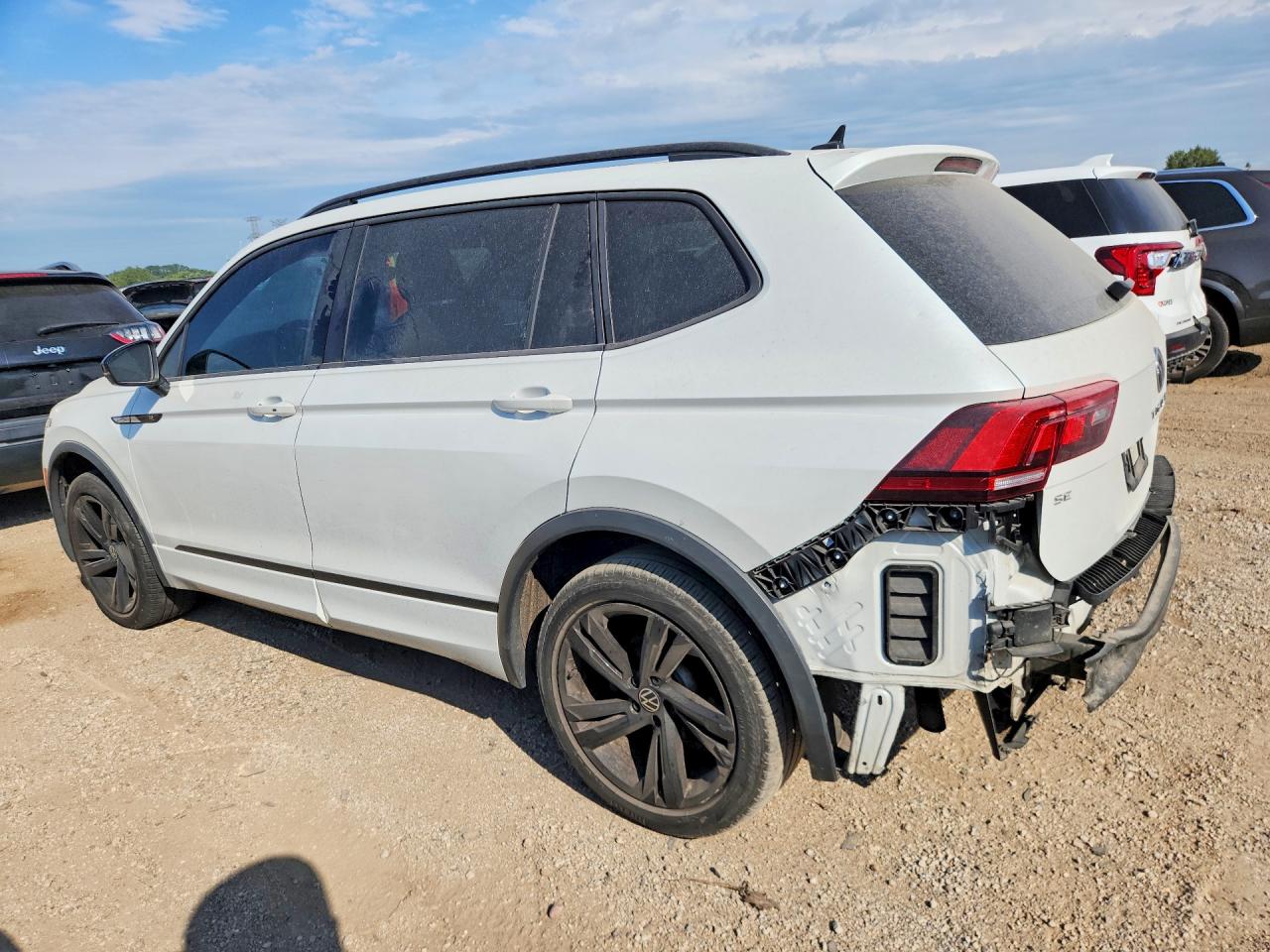 2023 VOLKSWAGEN TIGUAN — снимка 2