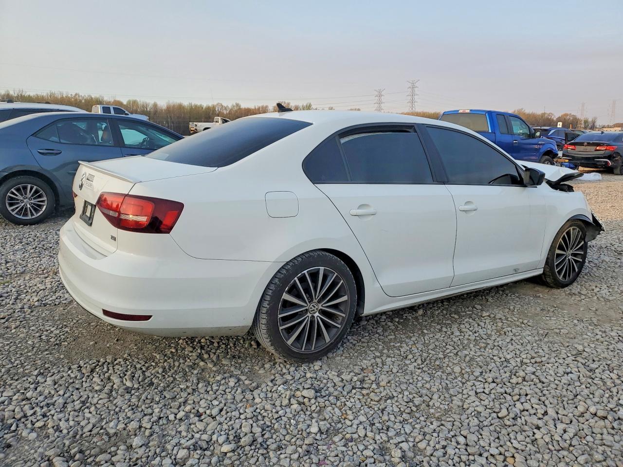 2017 VOLKSWAGEN JETTA SPORT — снимка 3