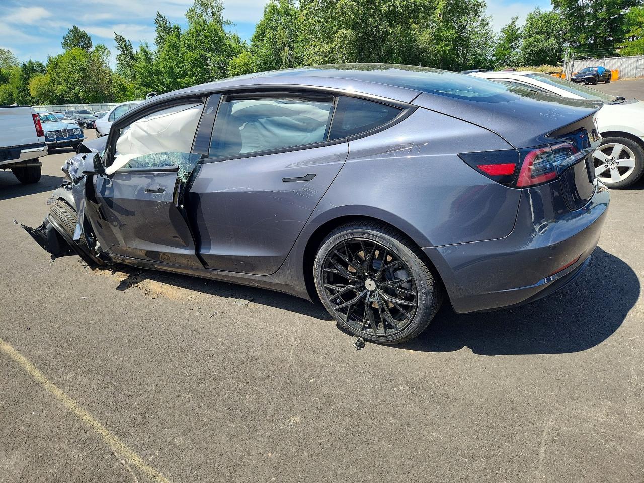 2023 TESLA 3 — снимка 2