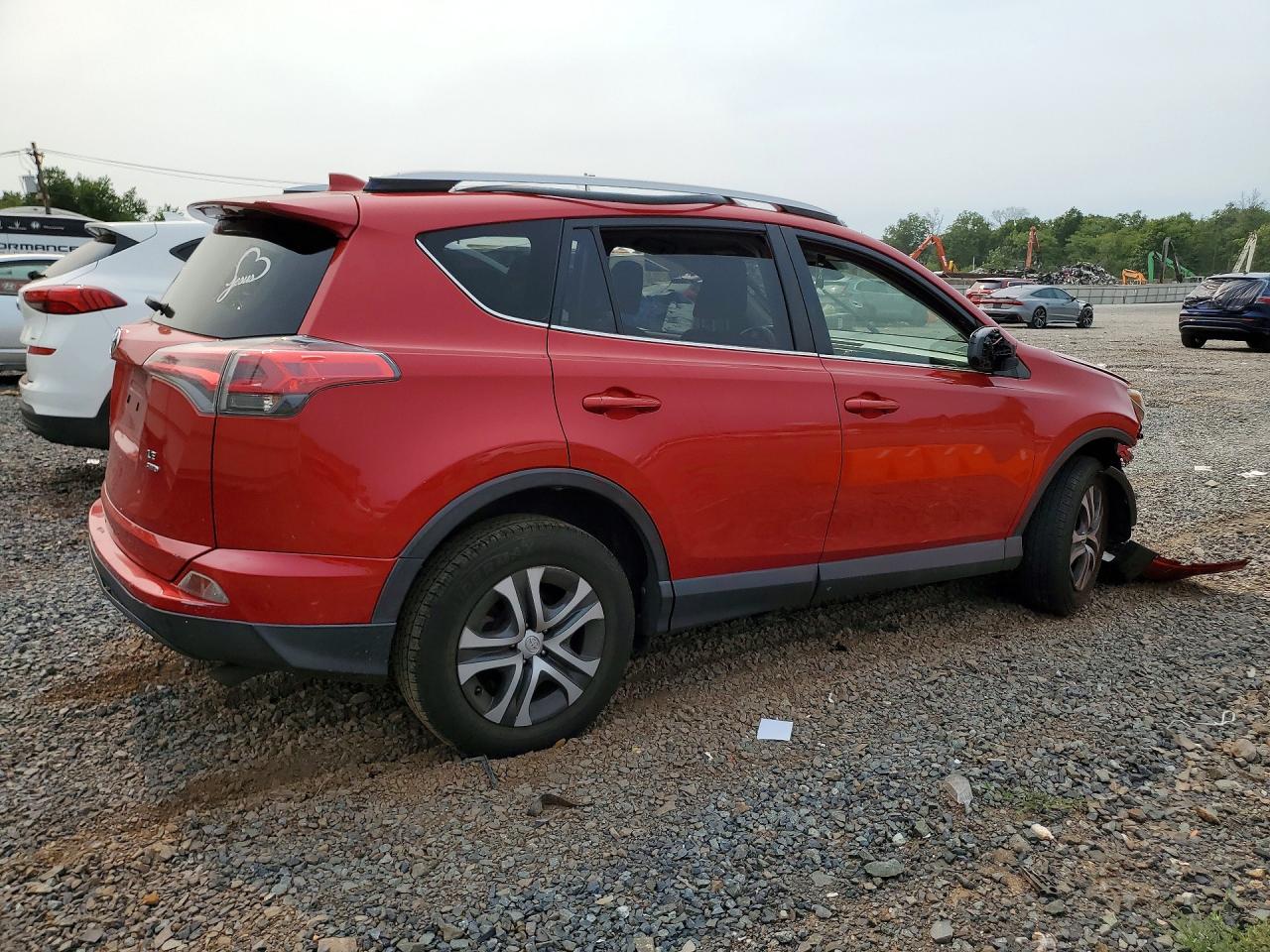 2017 TOYOTA RAV4 LE — снимка 3
