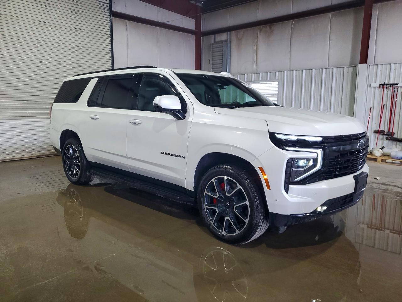 2025 CHEVROLET SUBURBAN K1500 RST — снимка 4
