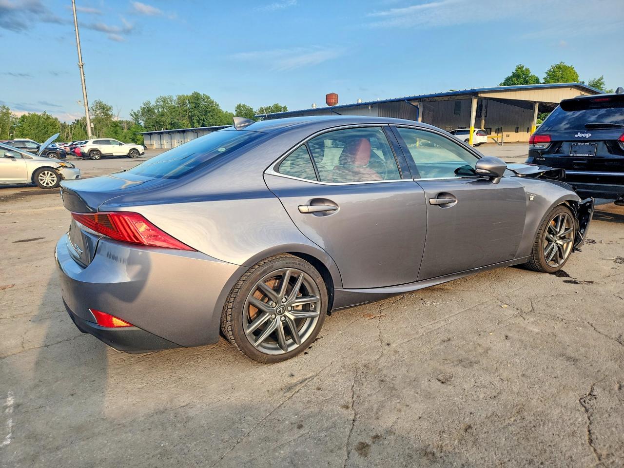 2018 LEXUS IS 300 — снимка 3
