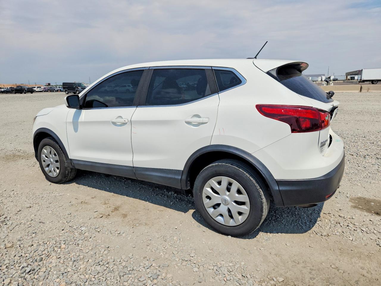 2019 NISSAN ROGUE SPORT S — снимка 2