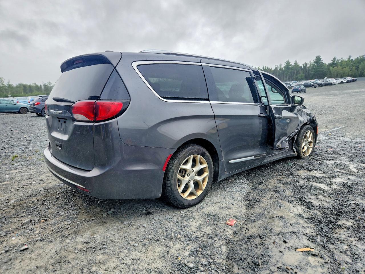 2018 CHRYSLER PACIFICA TOURING L PLUS — снимка 3