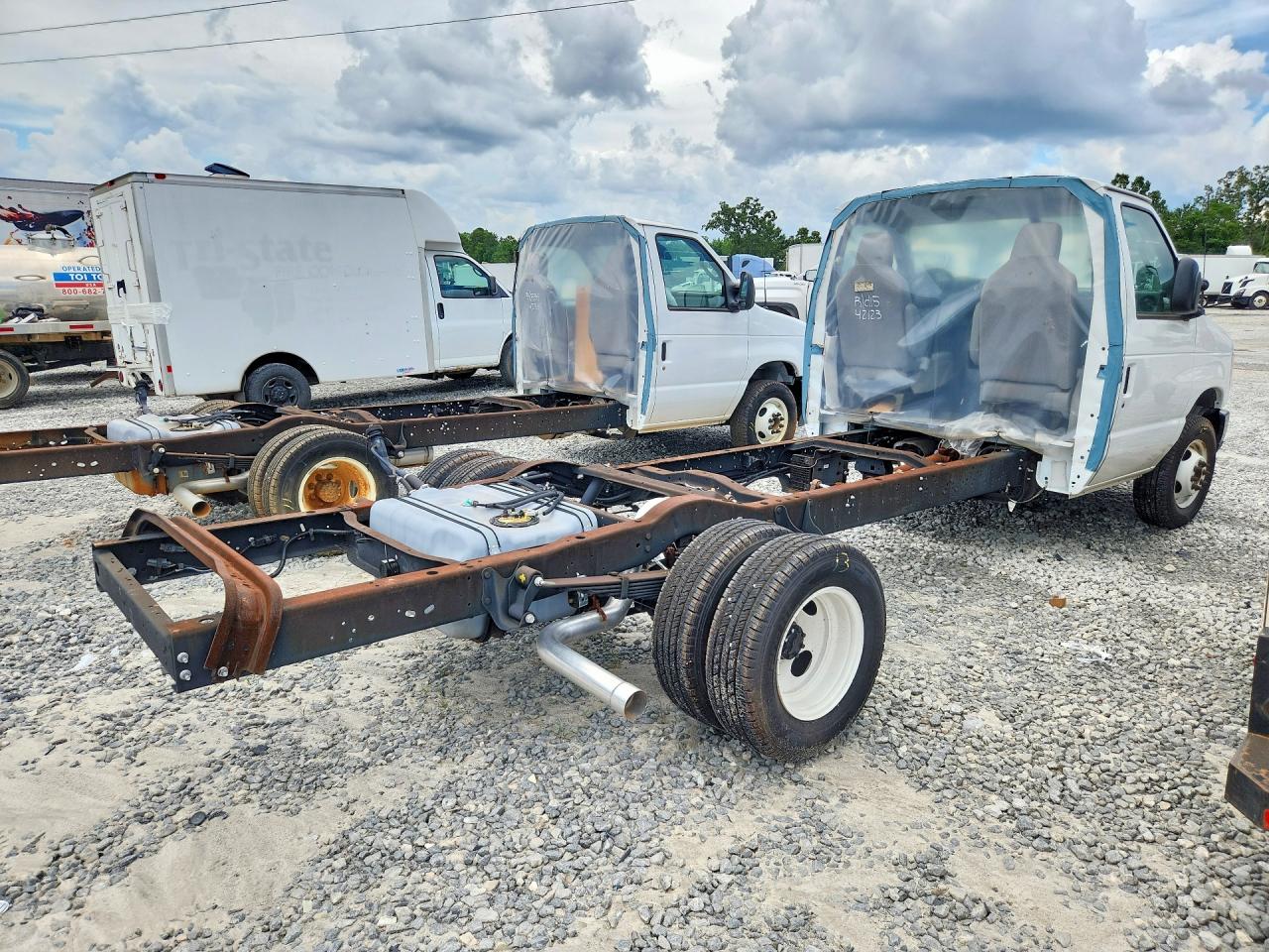 2024 FORD ECONOLINE E350 SUPER DUTY CUTAWAY VAN — снимка 3