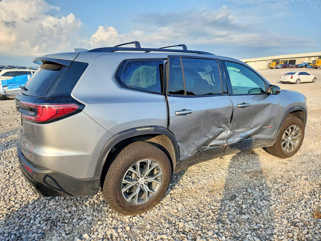 2024 GMC ACADIA AT4 — photo 3