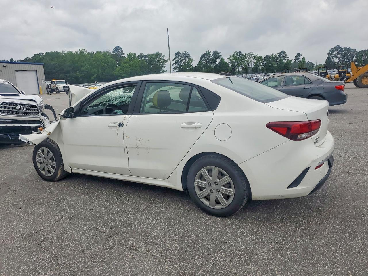 2021 KIA RIO S — снимка 2
