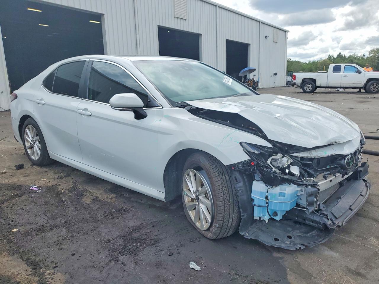 2024 TOYOTA CAMRY LE — снимка 4