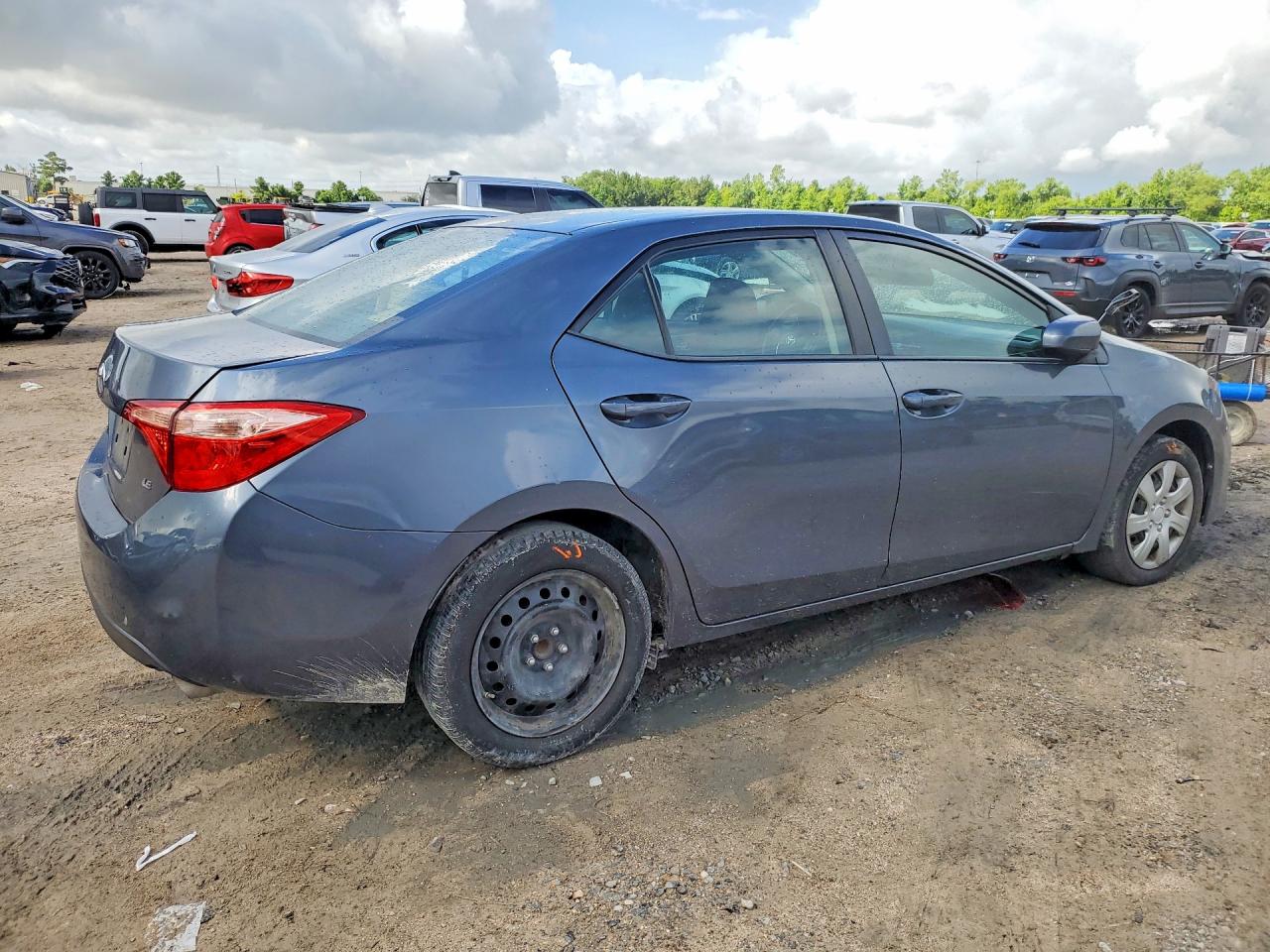 2017 TOYOTA COROLLA LE — снимка 3
