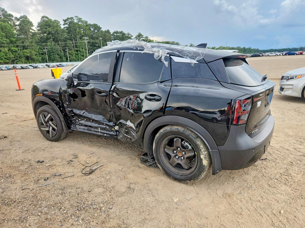 2026 NISSAN KICKS SV — снимка 2