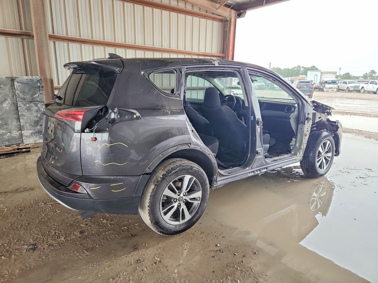 2017 TOYOTA RAV4 XLE — снимка 3