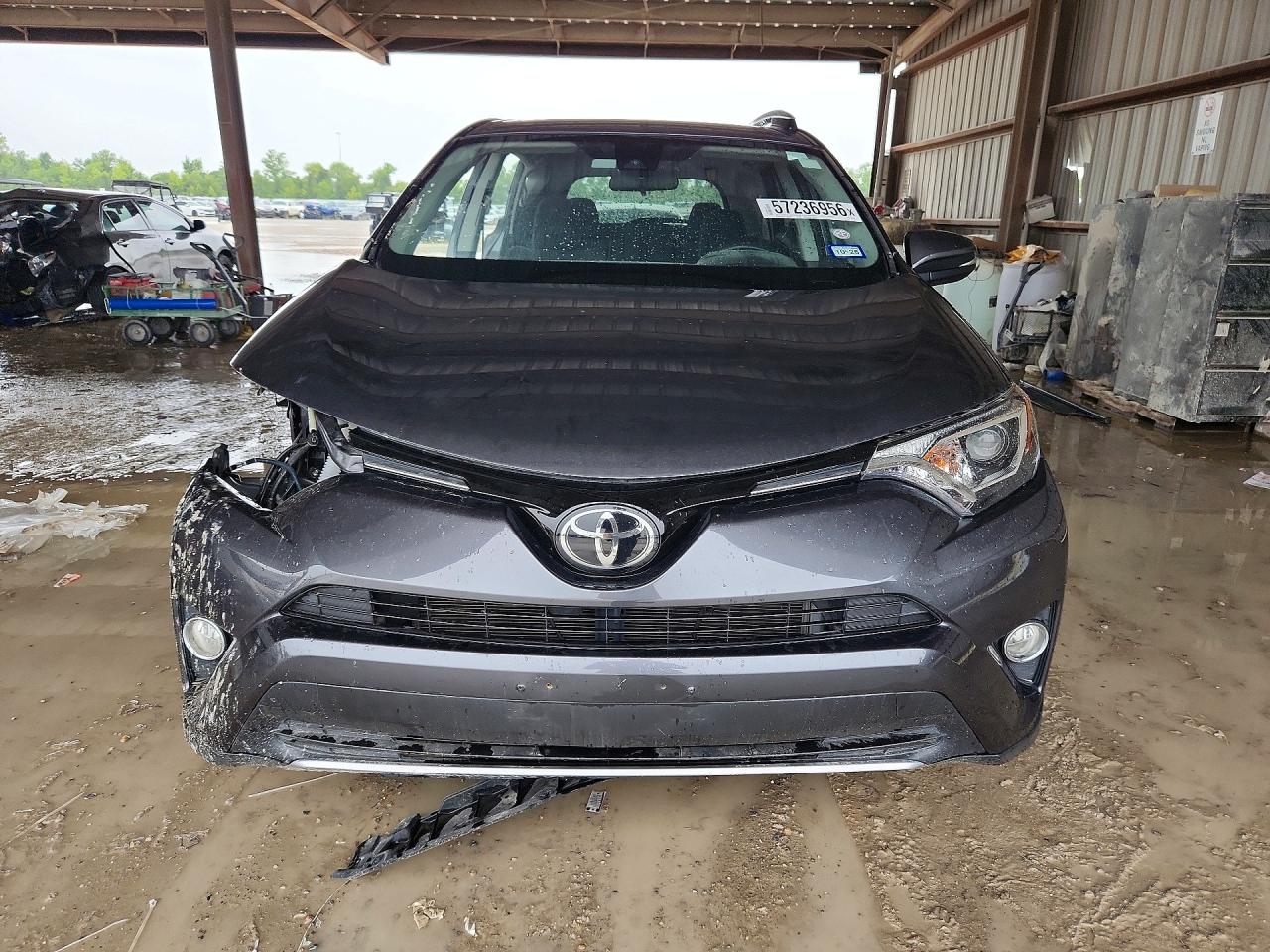 2017 TOYOTA RAV4 XLE — снимка 5