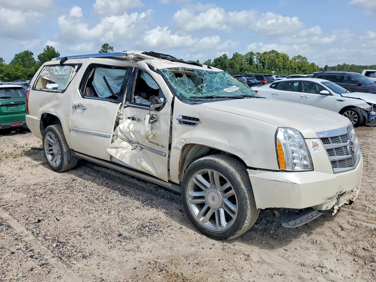 2013 CADILLAC ESCALADE ESV PLATINUM — снимка 4