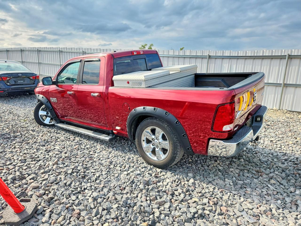 2015 RAM 1500 SLT — снимка 2