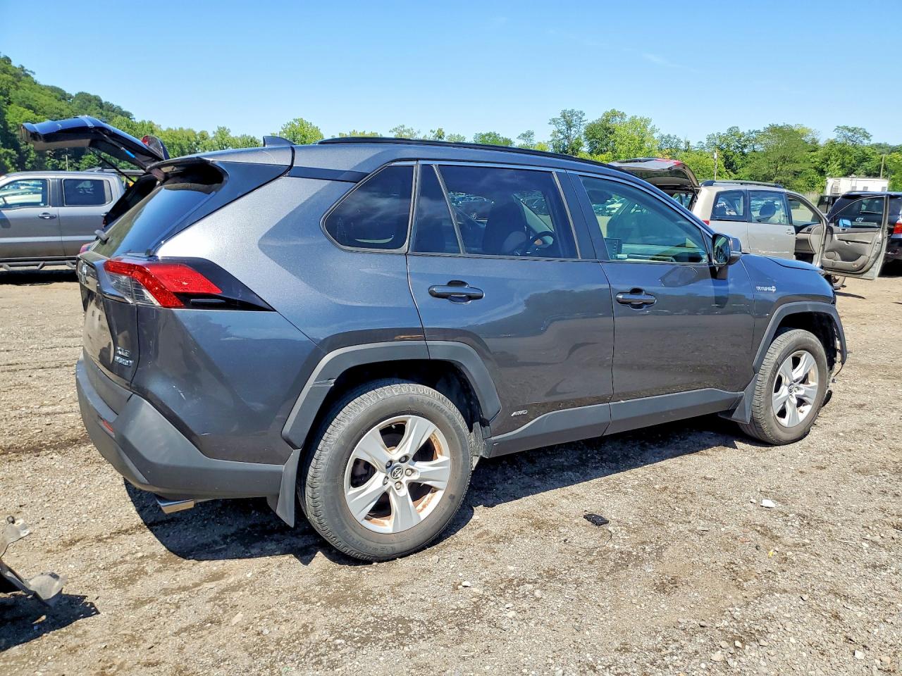 2019 TOYOTA RAV4 HYBRID XLE — снимка 3