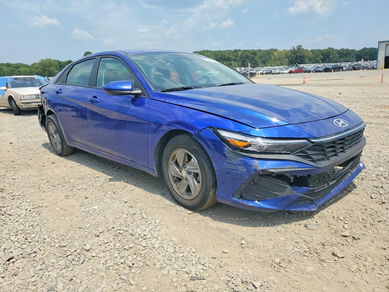 2025 HYUNDAI ELANTRA SE — снимка 4