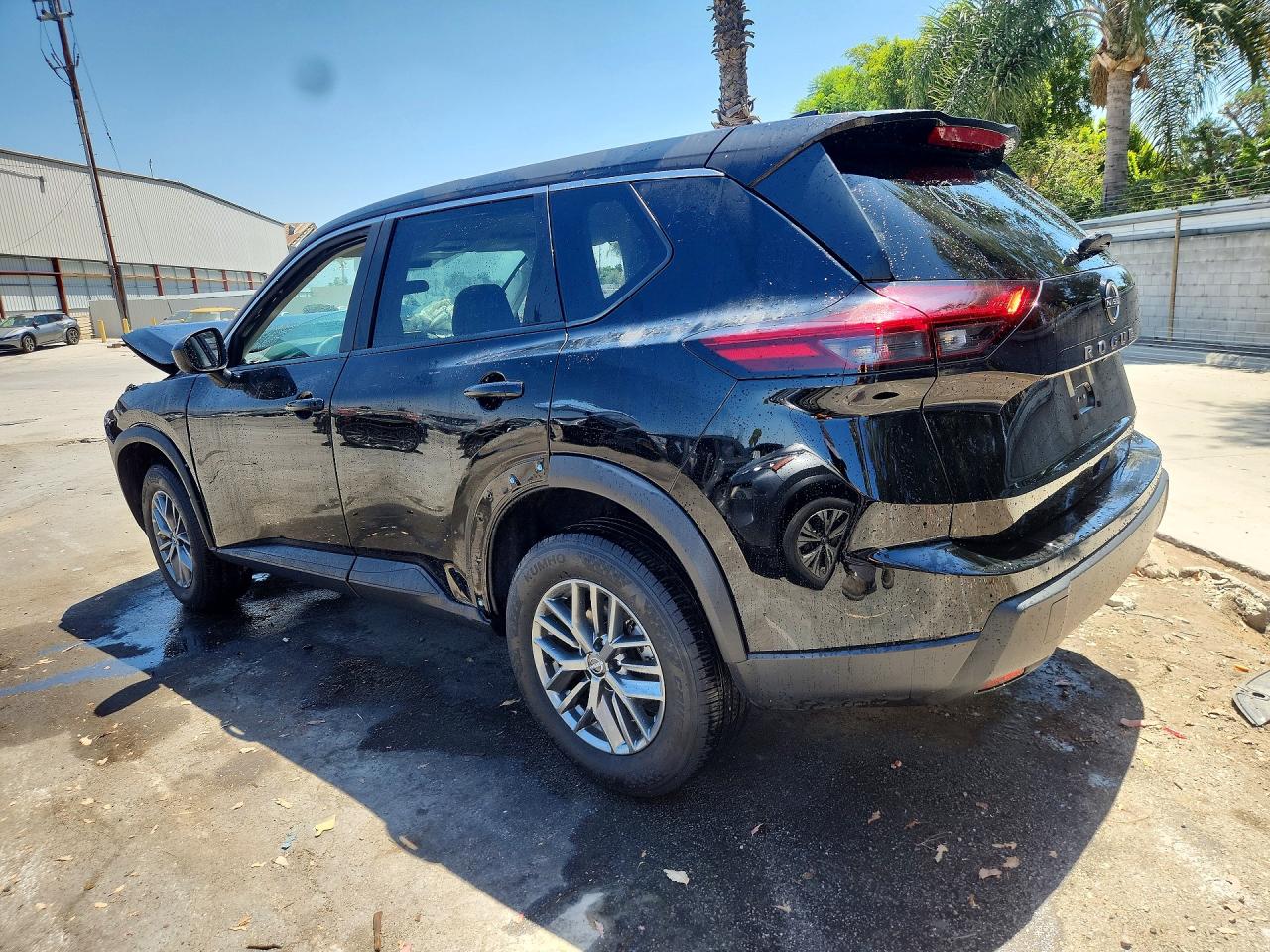 2026 NISSAN ROGUE SV — снимка 2