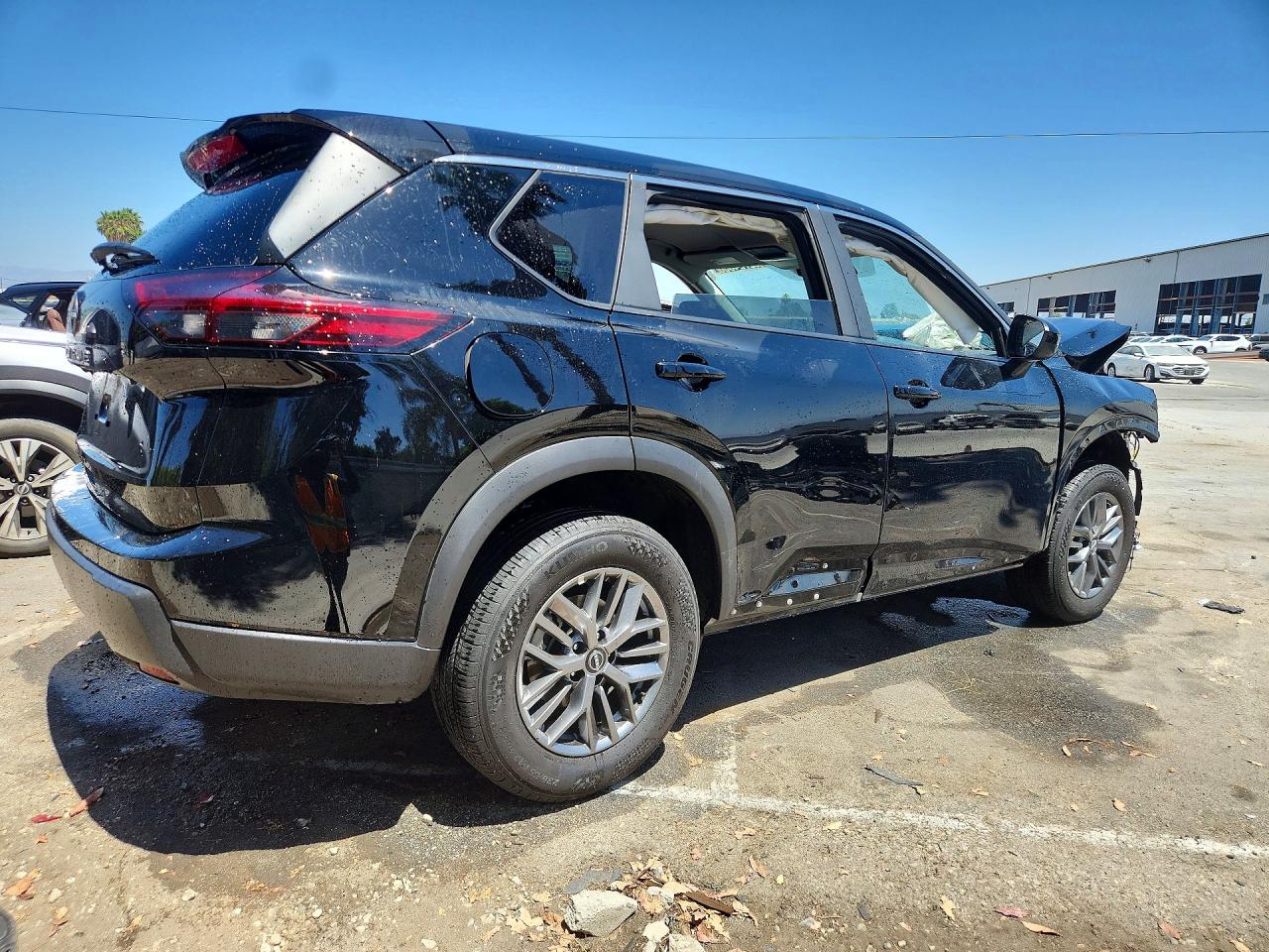 2026 NISSAN ROGUE SV — снимка 3