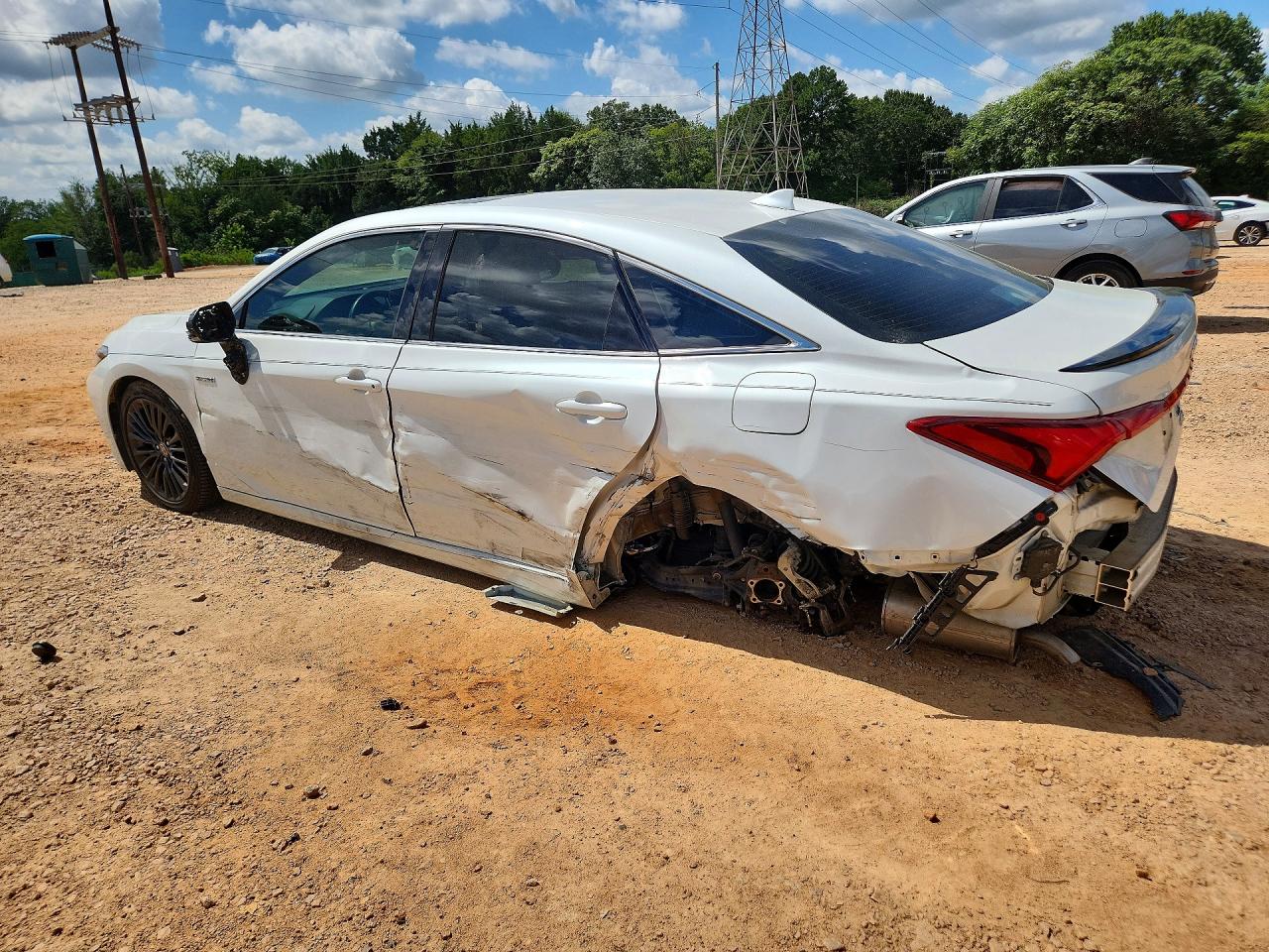 2021 TOYOTA AVALON XSE — снимка 2