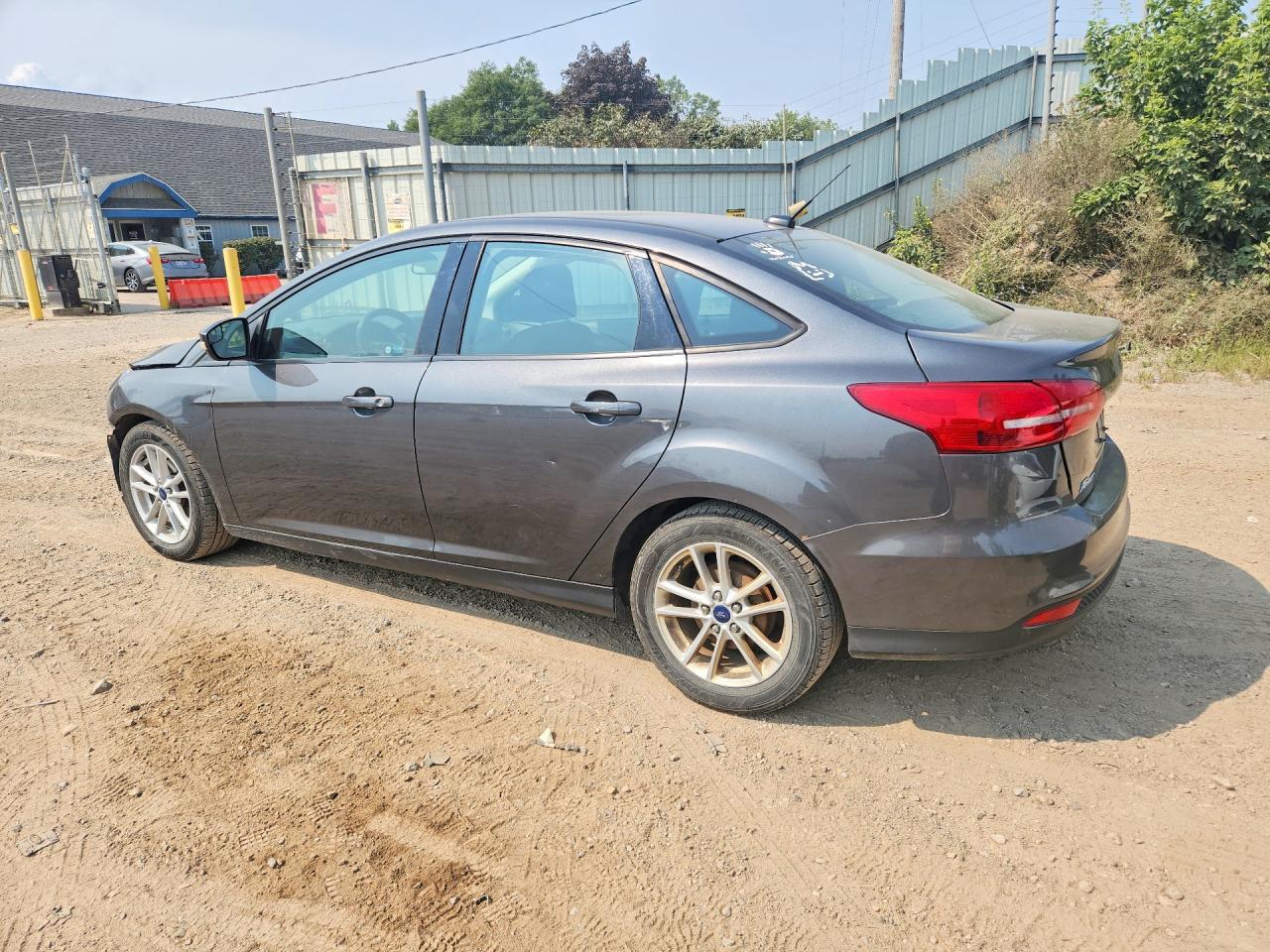 2017 FORD FOCUS SE — снимка 2