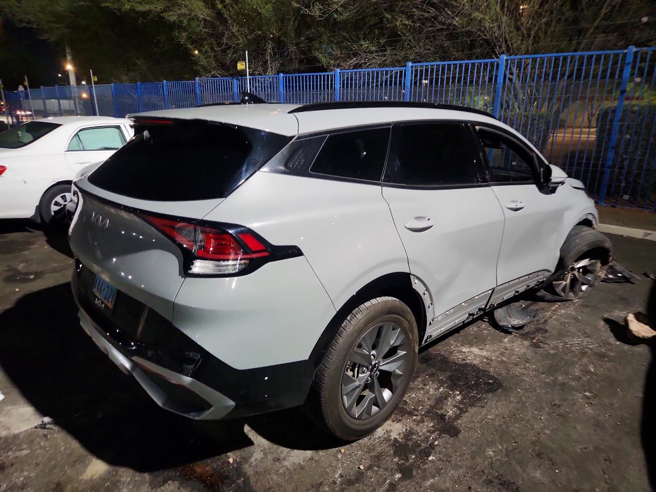 2023 KIA SPORTAGE SX — снимка 3