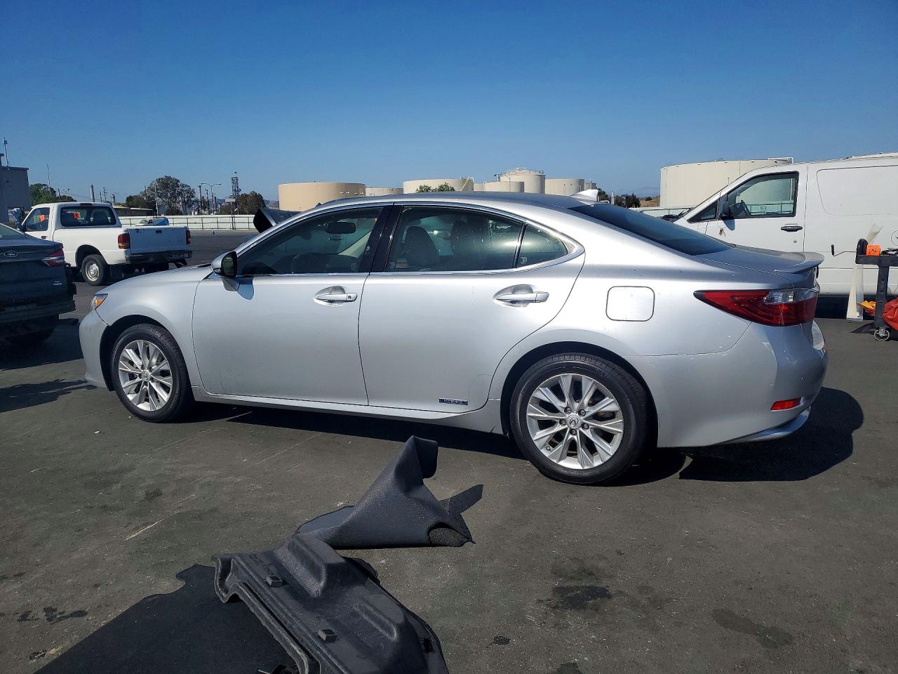2015 LEXUS ES 300H — снимка 2