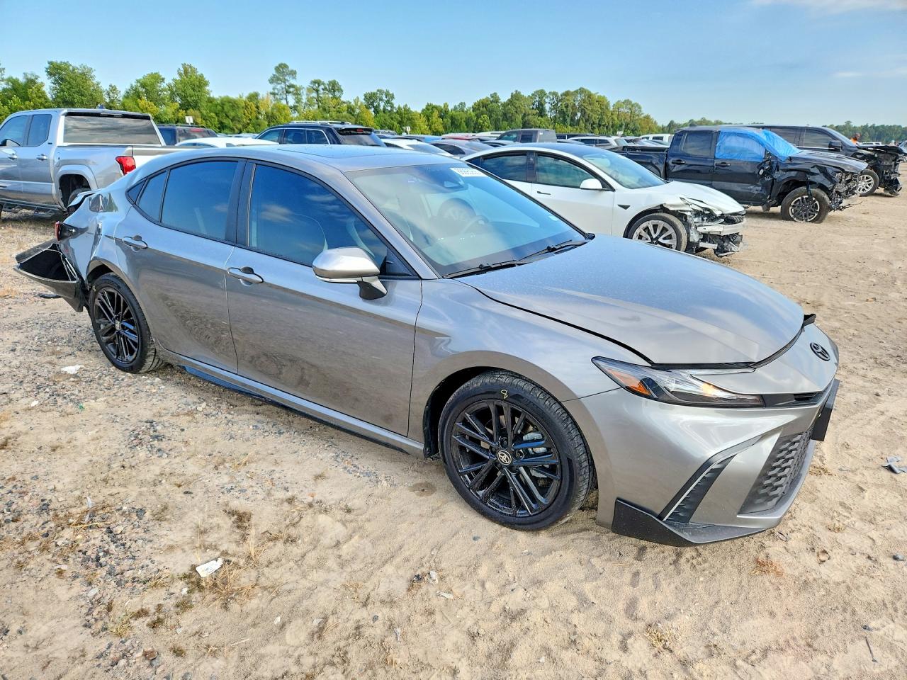 2026 TOYOTA CAMRY SE — снимка 4