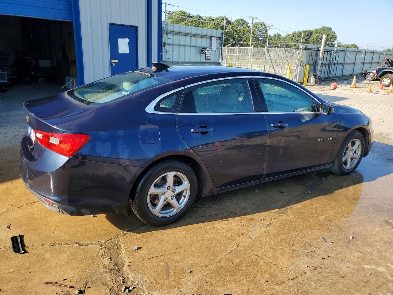 2017 CHEVROLET MALIBU LS — снимка 3