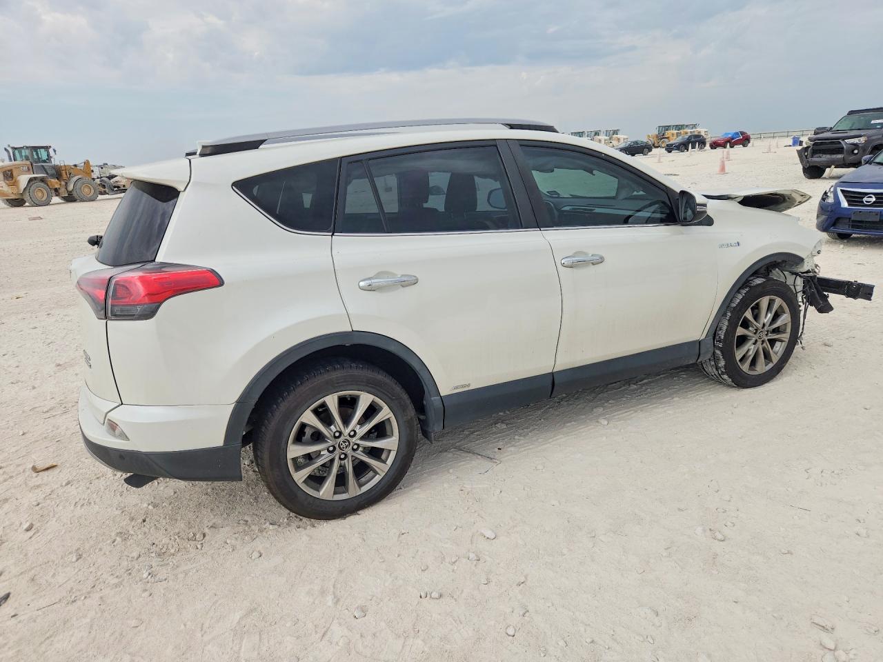 2017 TOYOTA RAV4 HV LIMITED — снимка 3
