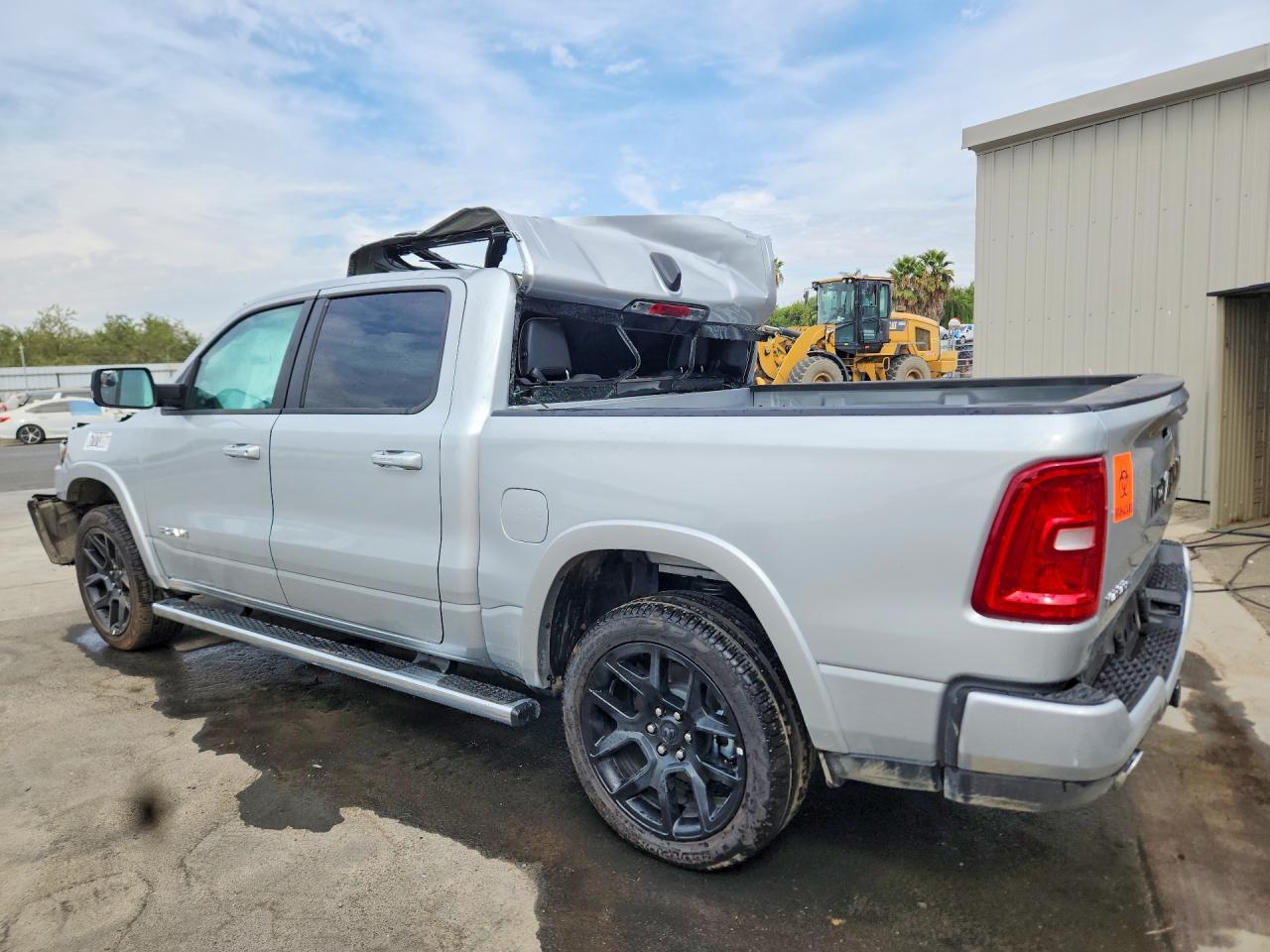 2026 RAM 1500 LARAMIE — снимка 2