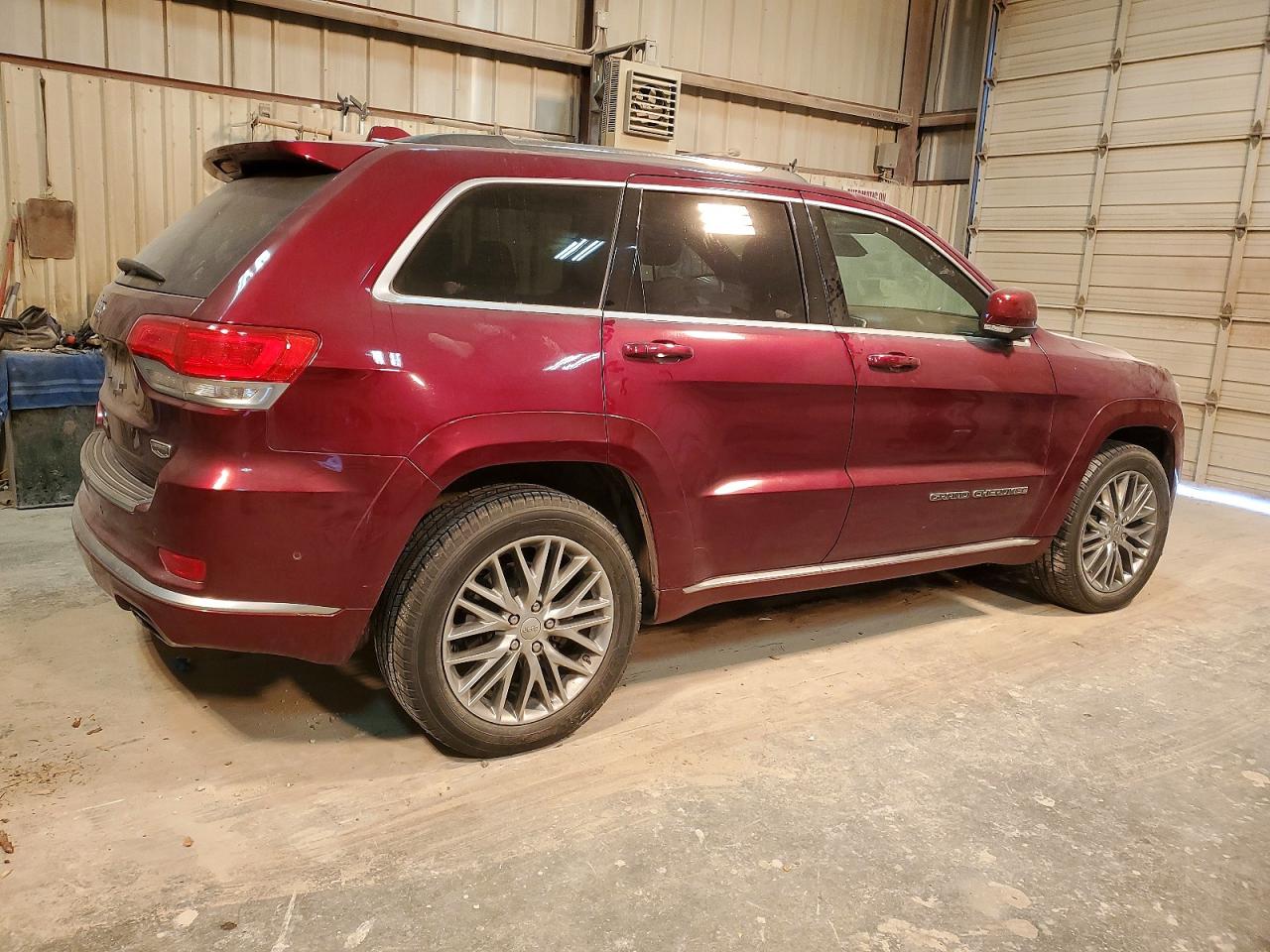 2017 JEEP GRAND CHEROKEE SUMMIT — снимка 3