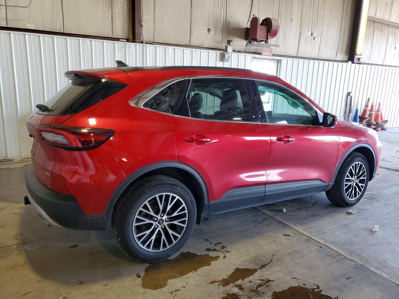 2025 FORD ESCAPE — снимка 3