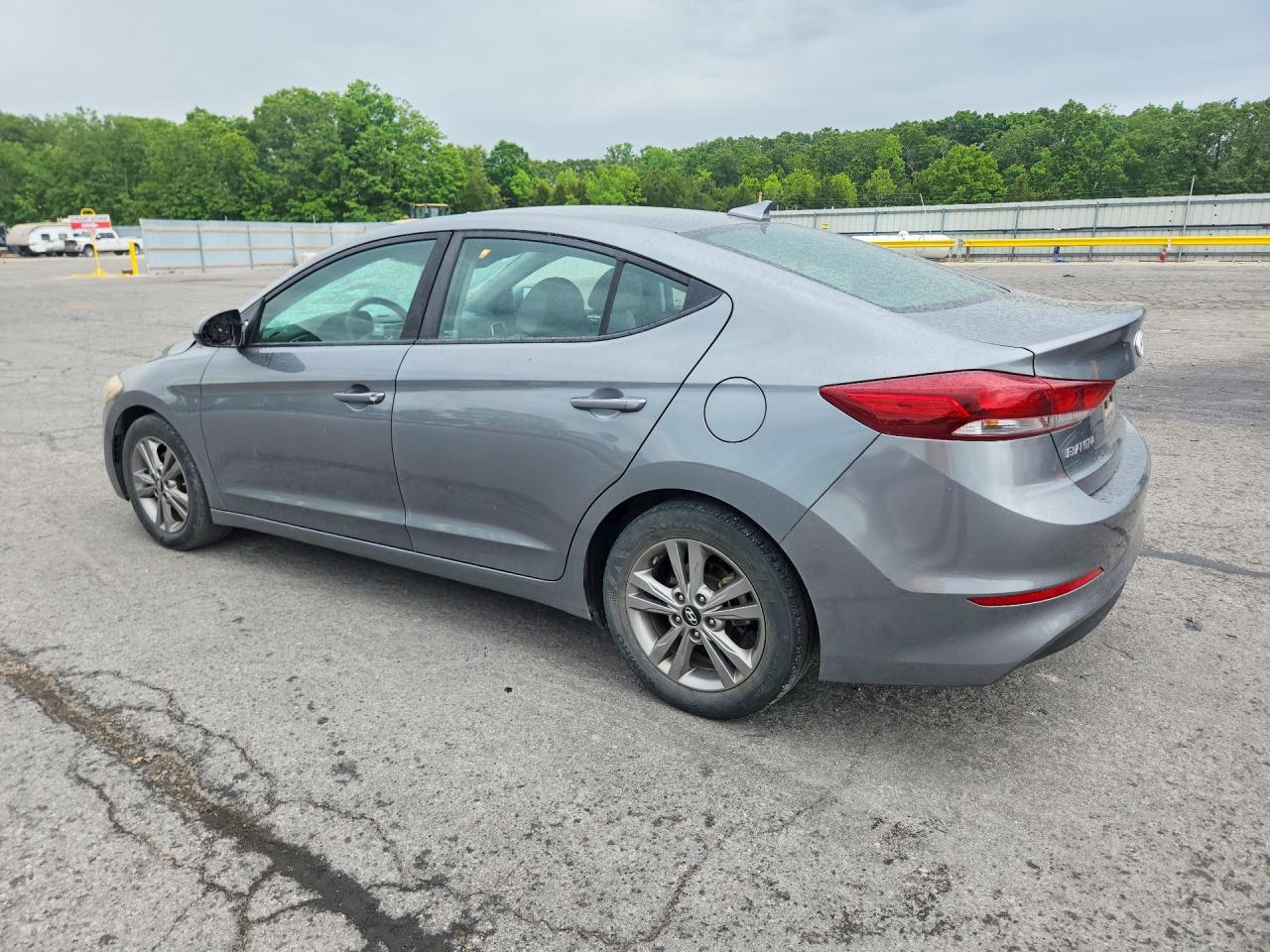 2018 HYUNDAI ELANTRA SEL — снимка 2