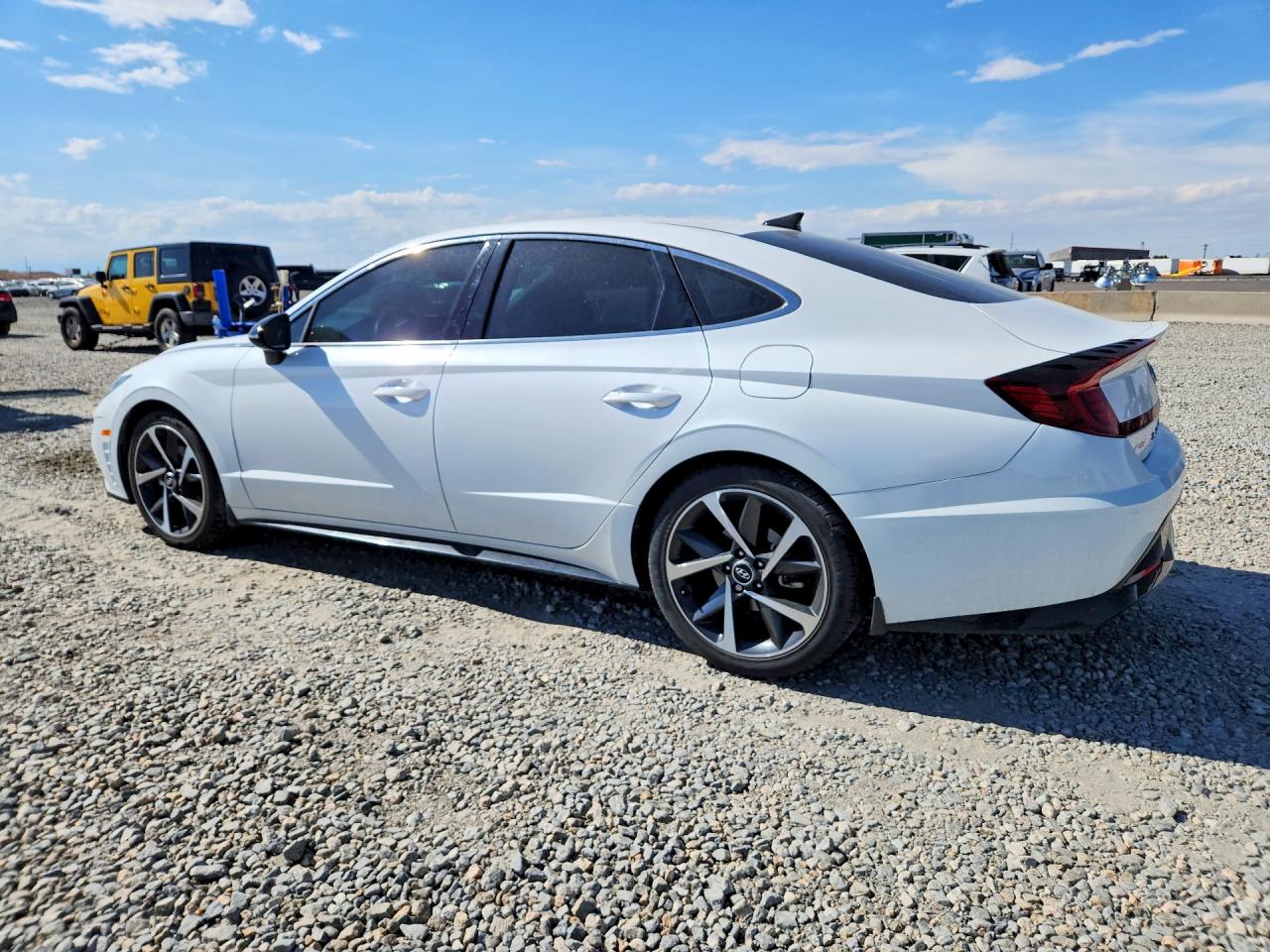 2021 HYUNDAI SONATA SEL PLUS — снимка 2