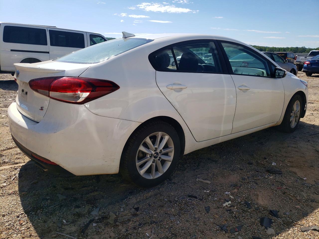 2017 KIA FORTE S — снимка 3