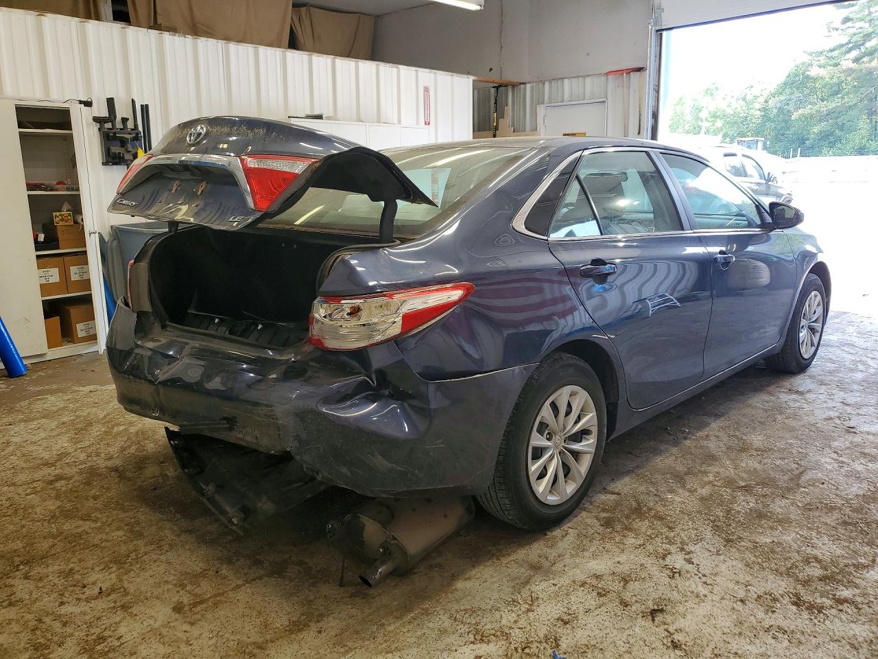 2016 TOYOTA CAMRY LE — снимка 3