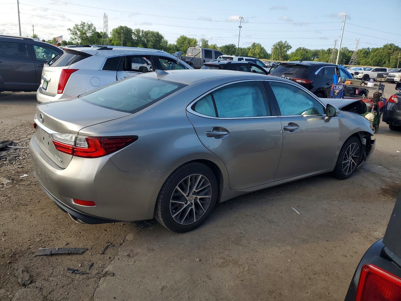 2017 LEXUS ES 350 — снимка 3