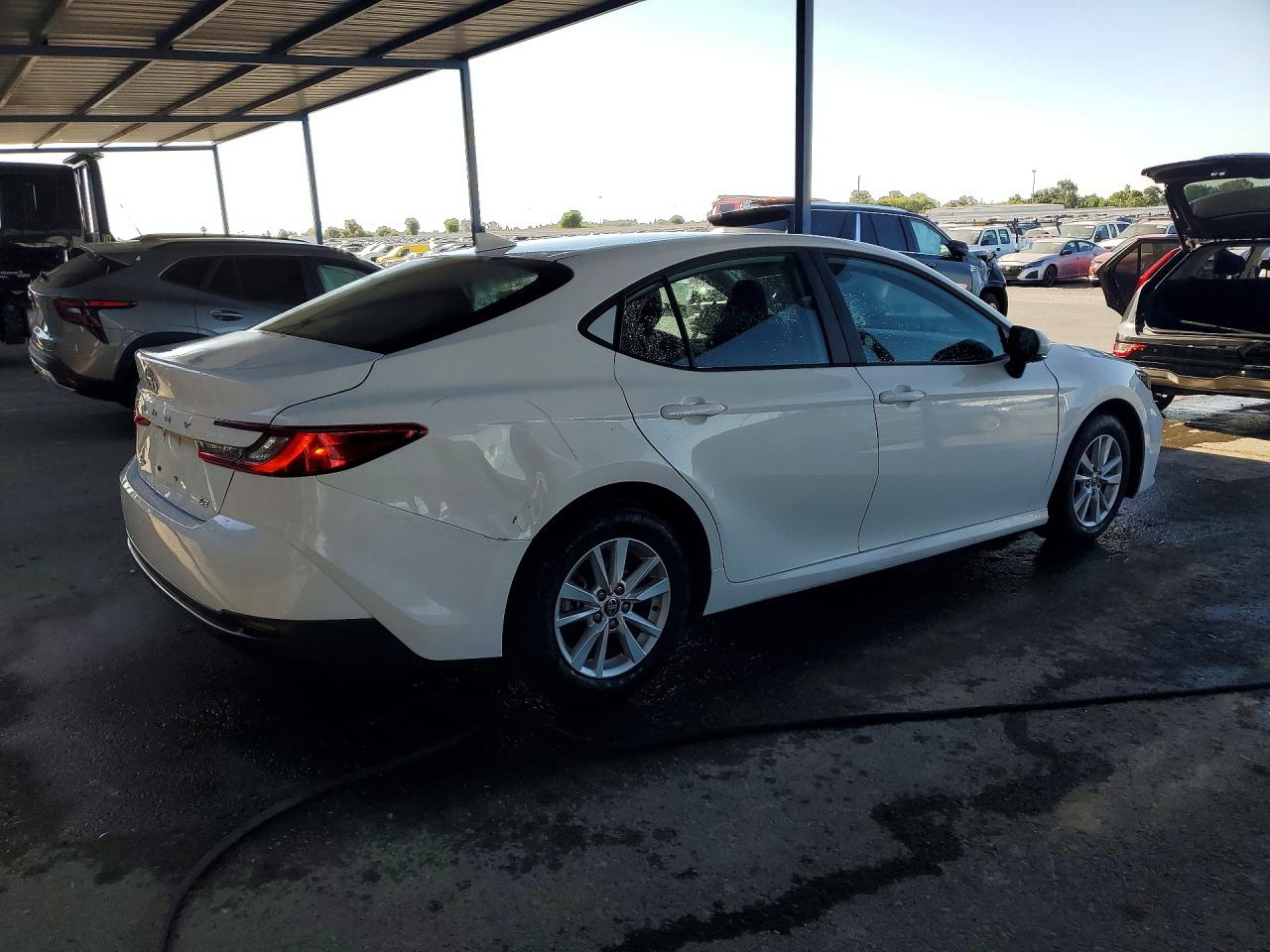 2025 TOYOTA CAMRY LE — снимка 3