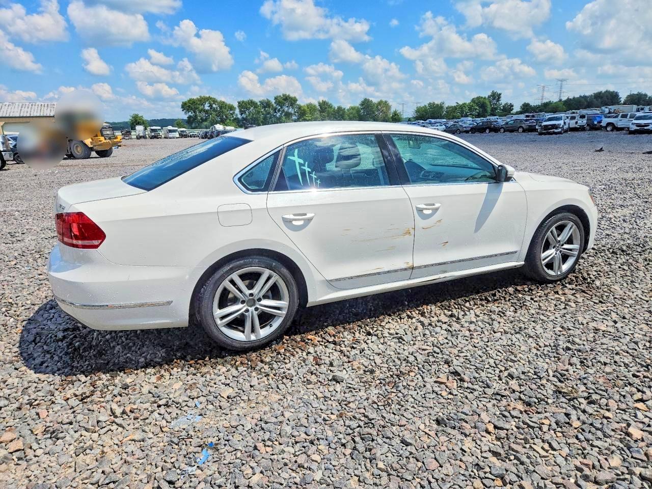 2015 VOLKSWAGEN PASSAT SE — снимка 3