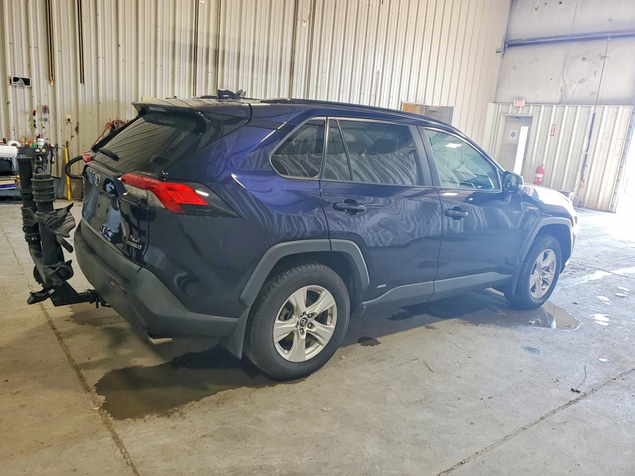 2019 TOYOTA RAV4 HYBRID XLE — снимка 3