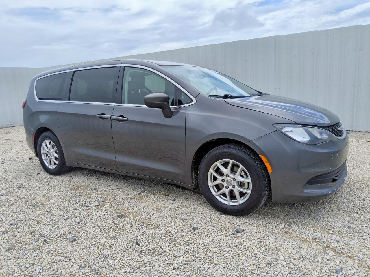 2020 CHRYSLER VOYAGER LX — снимка 4