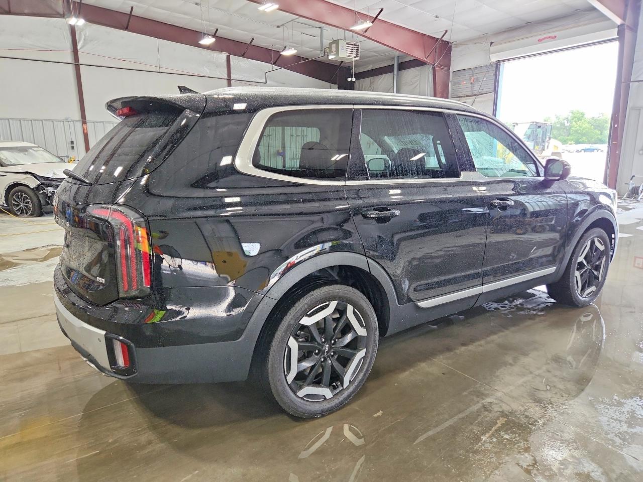 2023 KIA TELLURIDE EX — снимка 3