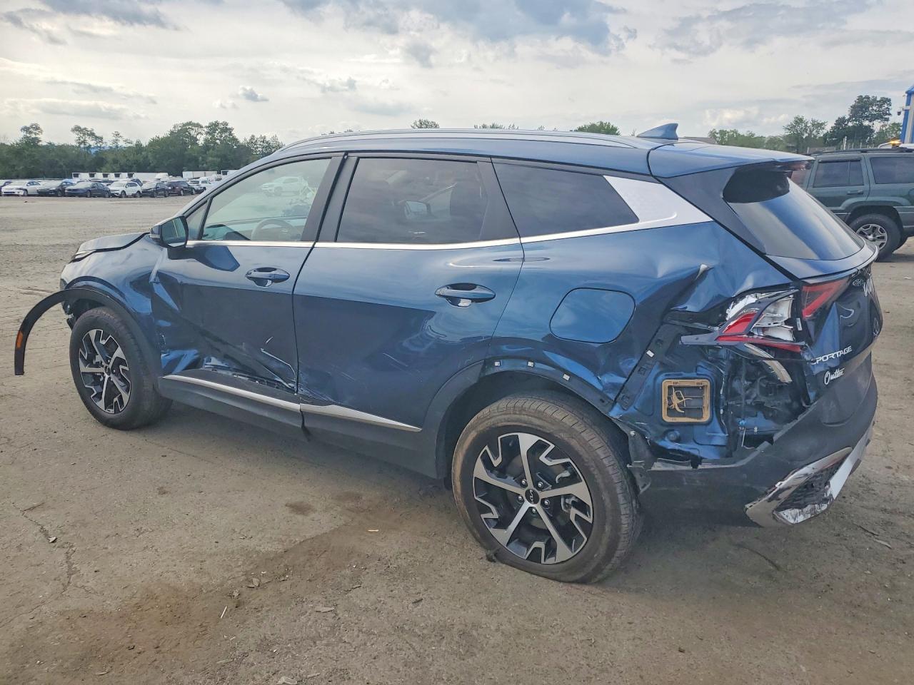 2023 KIA SPORTAGE EX — снимка 2